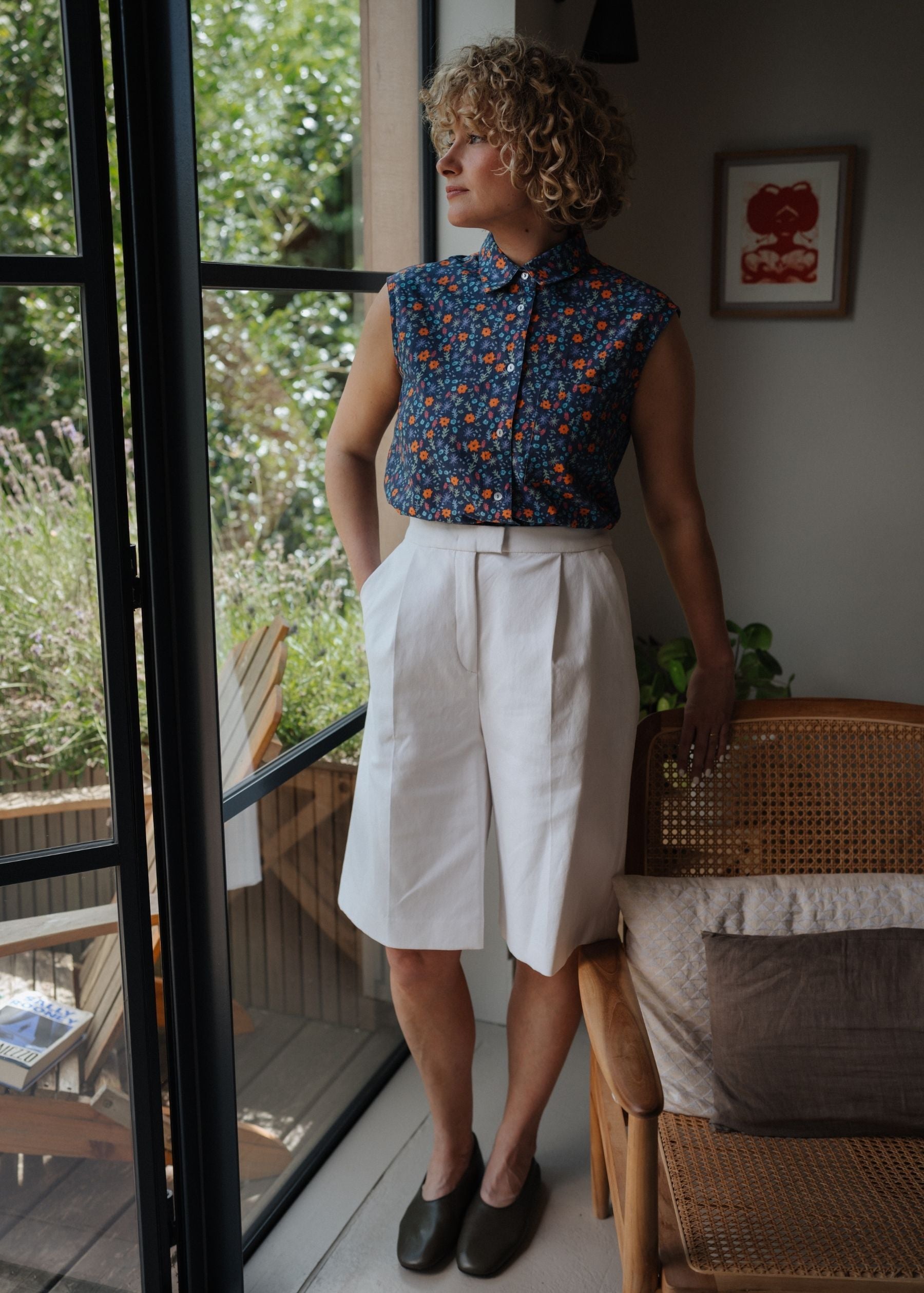 Bloomsbury sleeveless top – Meadow Navy