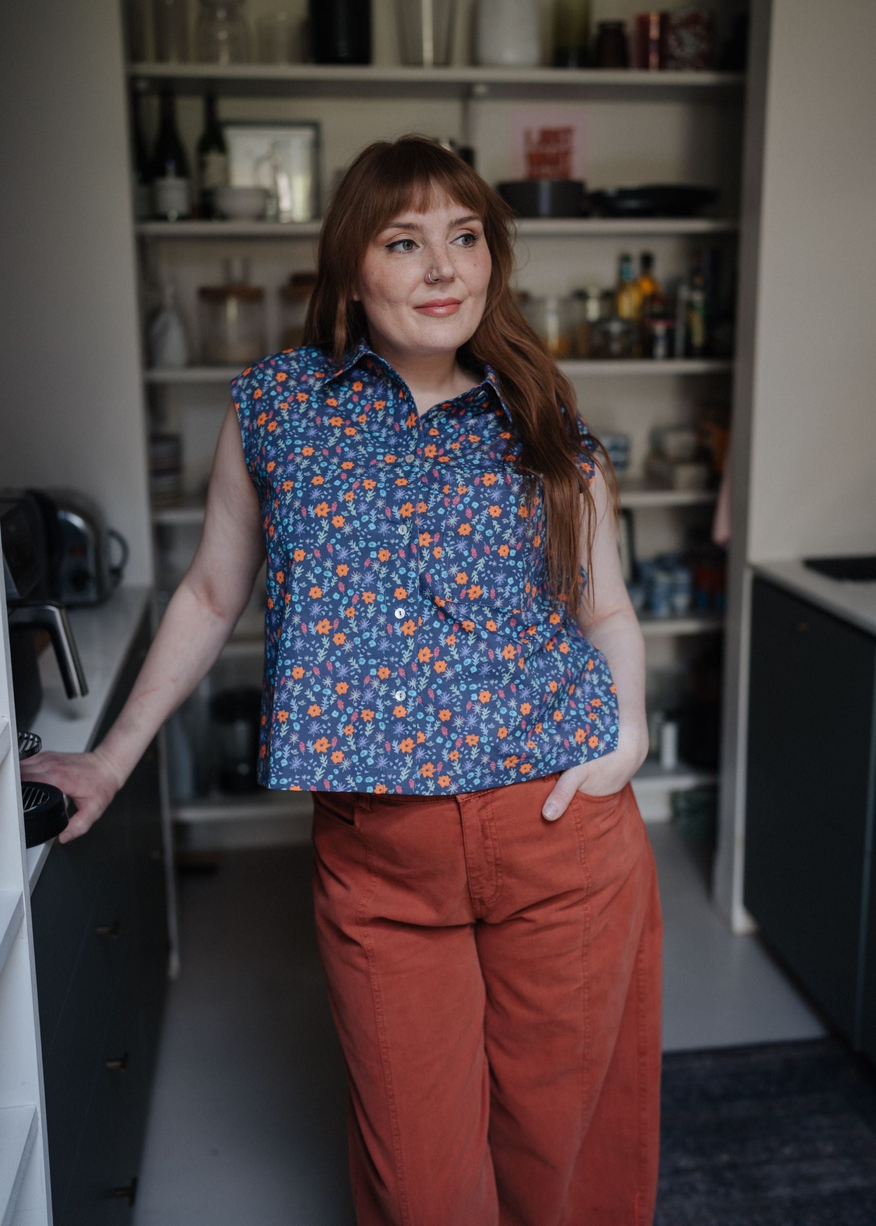 Bloomsbury sleeveless top – Meadow Navy